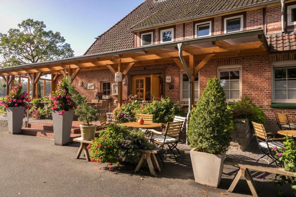 Brammers Landhotel Zum Wietzetal Wietzendorf Bagian luar foto